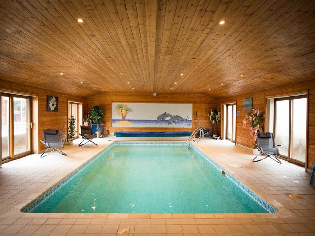 Treetops Cottages & Spa グリムズビー エクステリア 写真